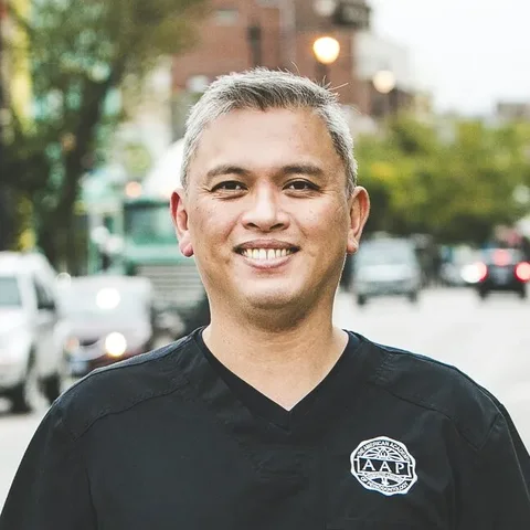Dr. Wei Ting Ho