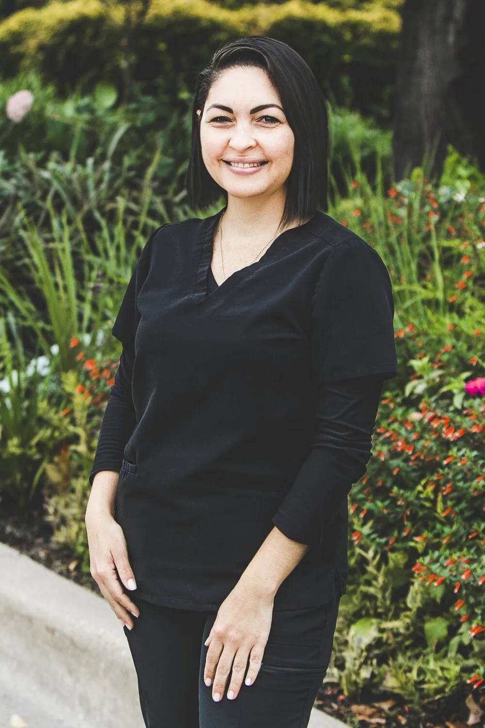 Neli, Dental Assistant
